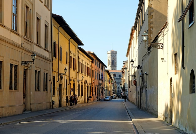 Vuota bella strada in Italia