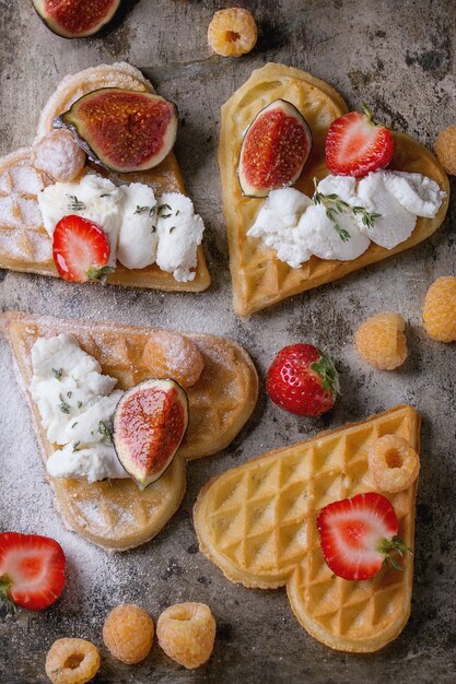 Wafer con frutti di bosco