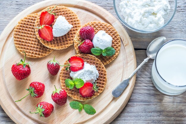 Waffle belgi con ricotta e fragole