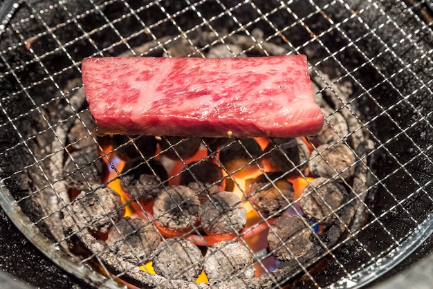 Wagyu alla griglia Controfiletto di carne yakiniku
