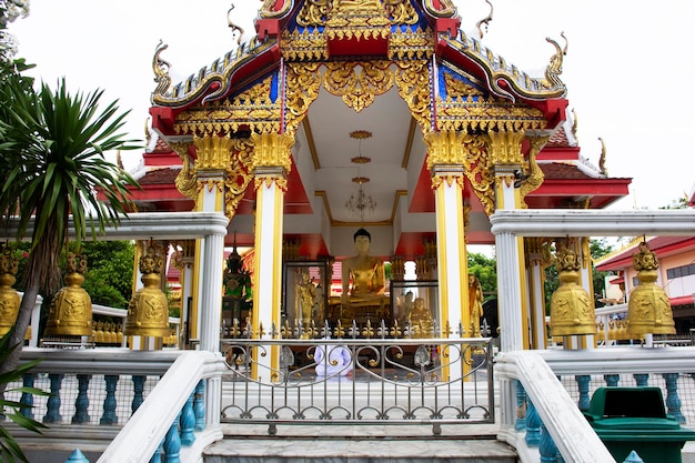 Wat Kositaram o tempio di Ban Khae a Chai Nat Thailandia