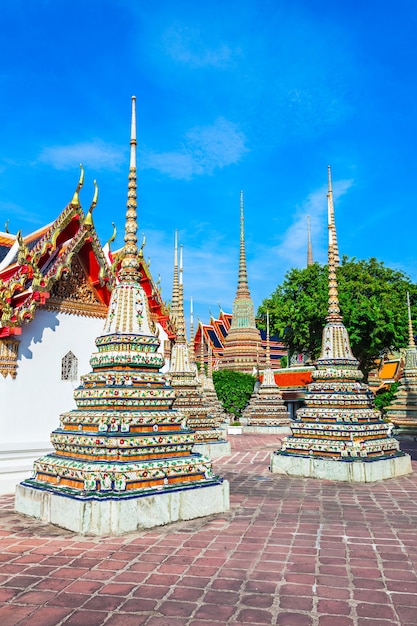 Wat Pho è un complesso di templi buddisti nel distretto di Phra Nakhon a Bangkok, Thailandia