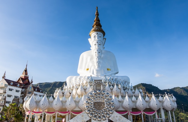 Wat Phra That Pha Son Kaew