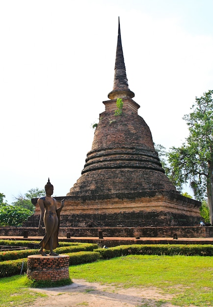 Wat Sa Si nel parco storico di Sukhothai, Tailandia