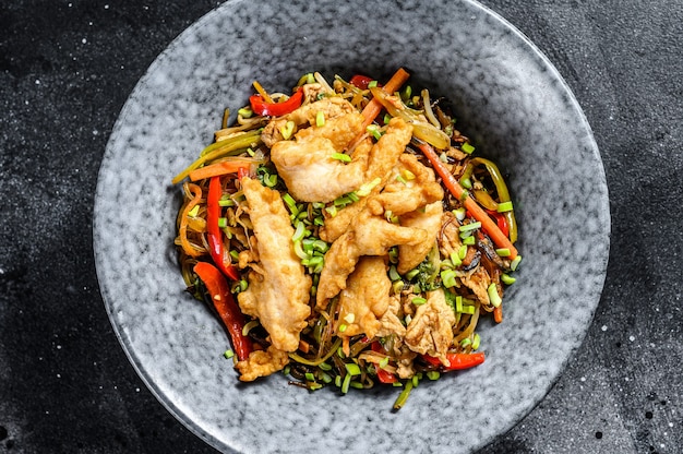 Wok Crystal Noodles con filetto di maiale