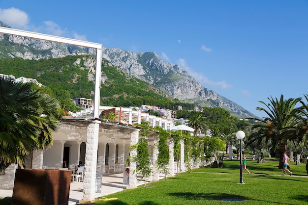 XALe montagne e l'albergo