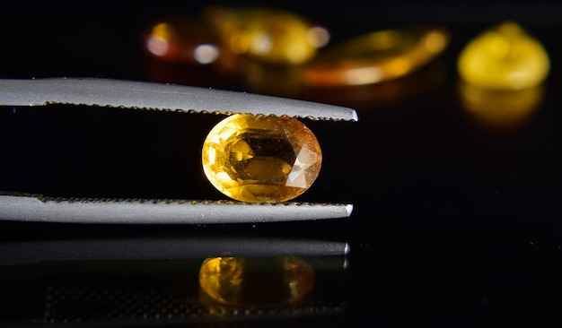 Yellowgems giallo zaffiro