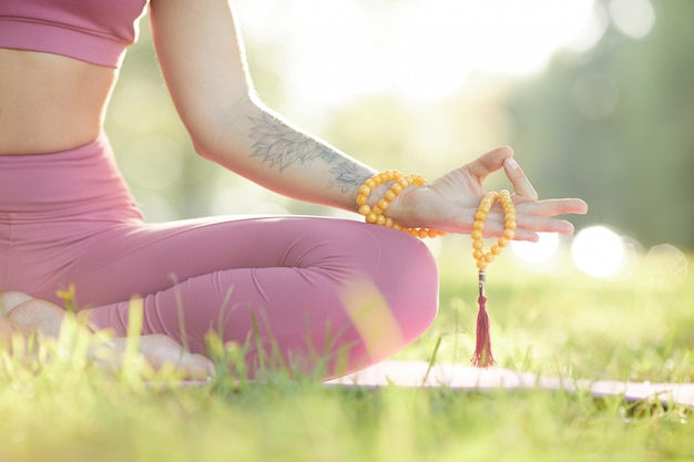 Yoga all'aria aperta