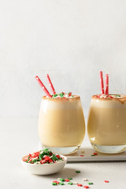 Zabaione di Natale con con confettini colorati per bambino