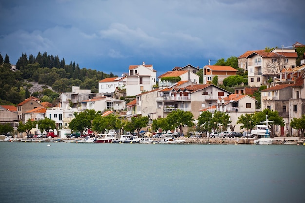 Zaton Croazia vista dal mare