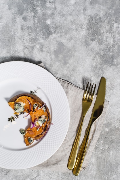 Zucca al forno con Gorgonzola.