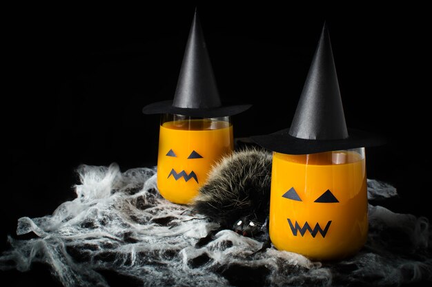 zucca e cappello di Halloween