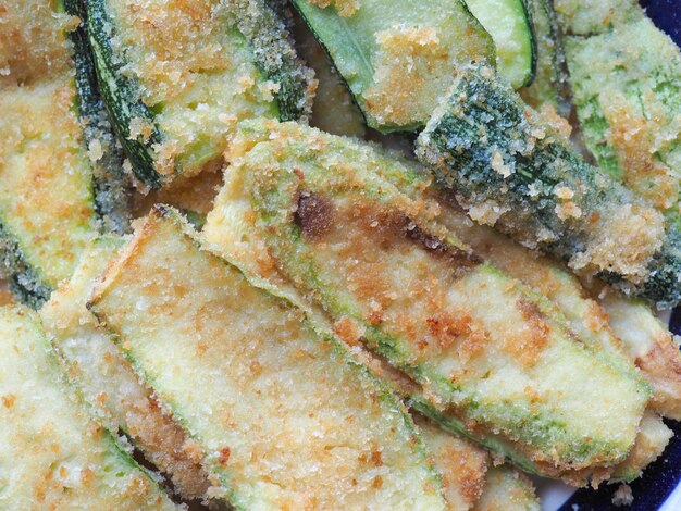 Zucchine impanate zucchine verdure cibo