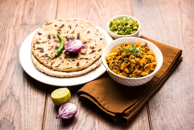 Zunka Bhakar Pithla o pitla, ricetta vegetariana popolare dall'India