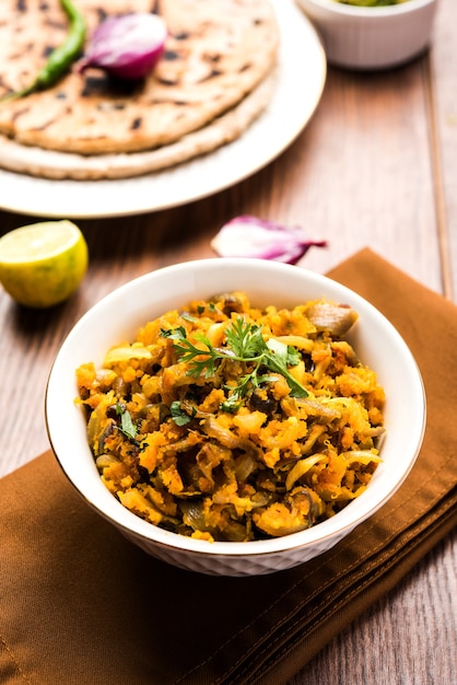 Zunka Bhakar Pithla o pitla, ricetta vegetariana popolare dall'India
