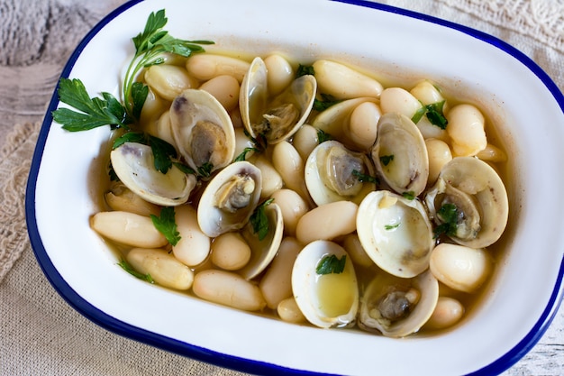 Zuppa di gnocchi con