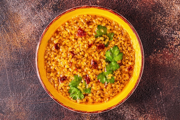 Zuppa di lenticchie, cucina vegetariana, vegana.