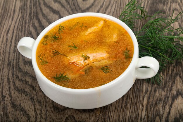 Zuppa di salmone