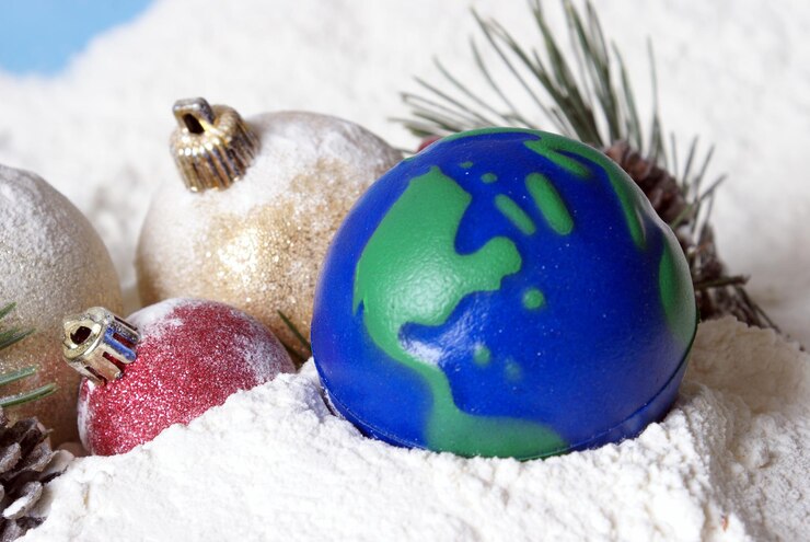 Fotografie close-up of christmas decorations in snow