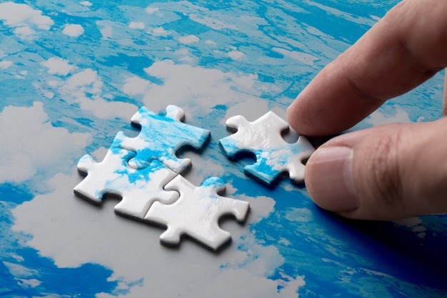 Cloud & social media icon on colorful jigsaw puzzle