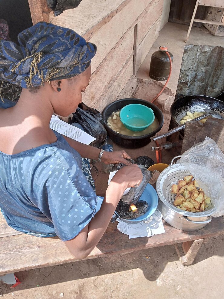 Fotografie high angle view of man preparing food