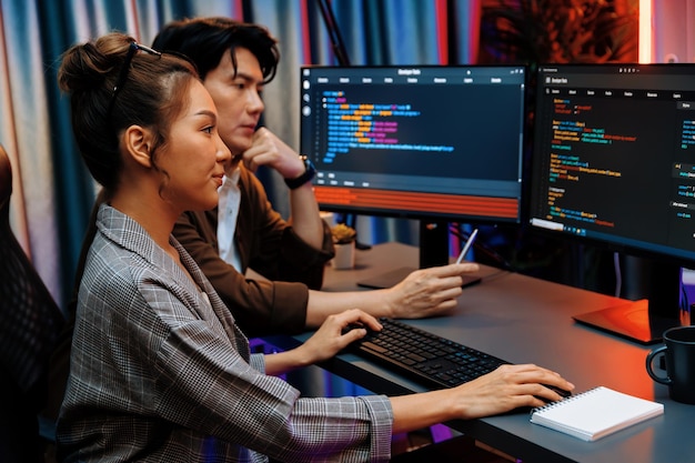 It developers discussing with point website coding system infobahn