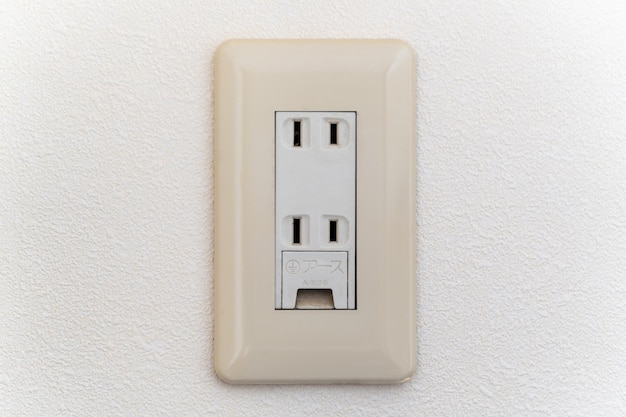 Japanese electric outlet with earth post for washing machine or air conditioner