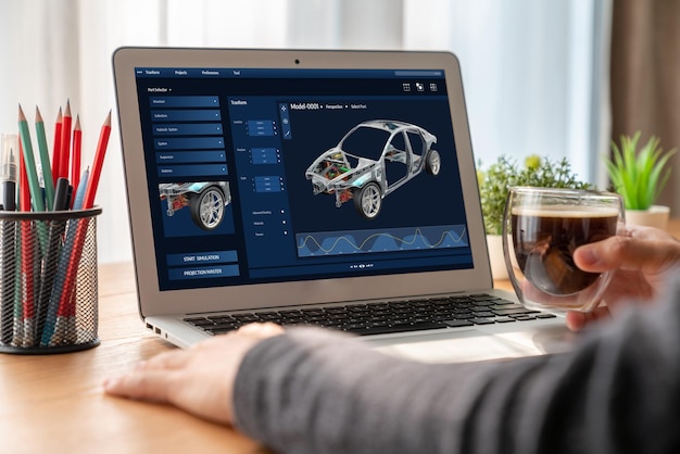 Návrhový software pro elektromobily na obrazovce počítače zobrazuje simulaci návrhu.
