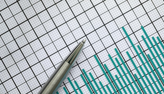 Report with infocharts and pen