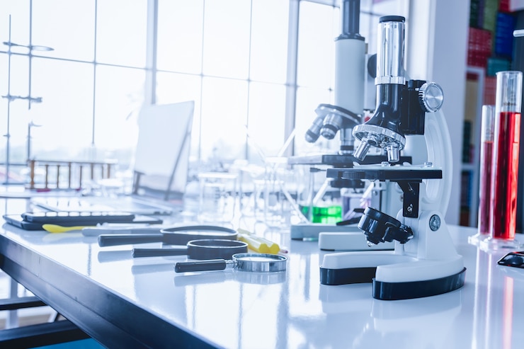 Fotografie vědecké laboratorní vybavení v laboratoři.
