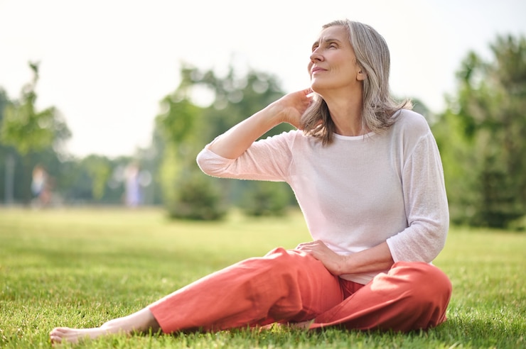 Fotografie woman spending free time in nature
