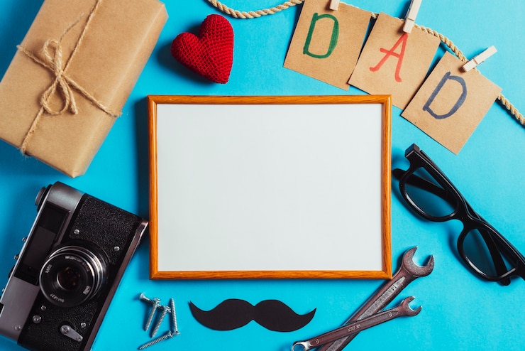 Zdarma Fotografie fathers day composition with whiteboard