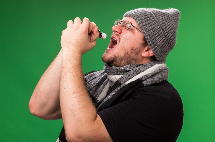 Zdarma Fotografie middle-aged ill male wearing winter hat and scarf - 