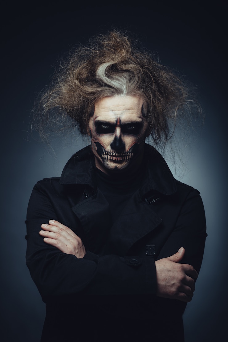 Zdarma Fotografie skull makeup portrait of young man