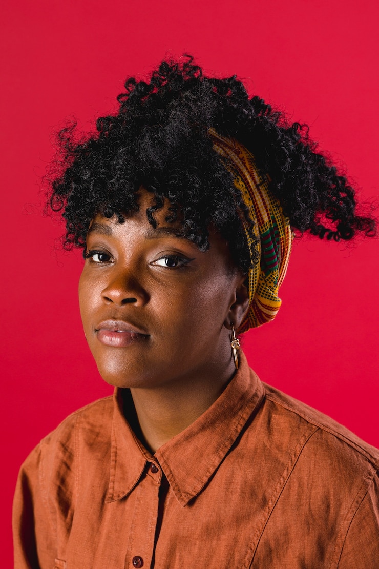 Zdarma Fotografie young african american woman with headband posing