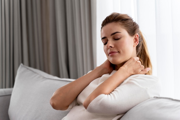 Zdarma Fotografie young woman relaxing alone at home