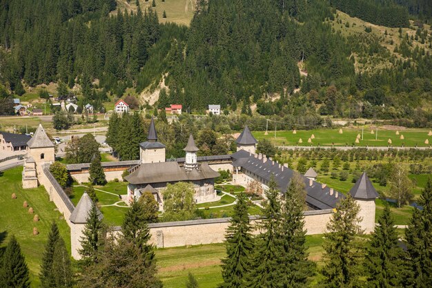 A igreja do Mosteiro Sucevita na Bucovina Romênia