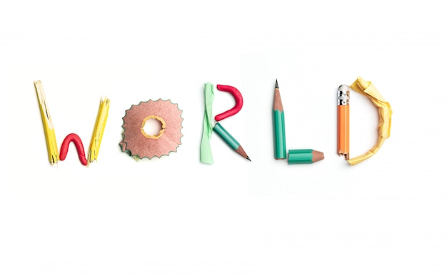 A palavra mundo criada a partir de artigos de papelaria de escritório.