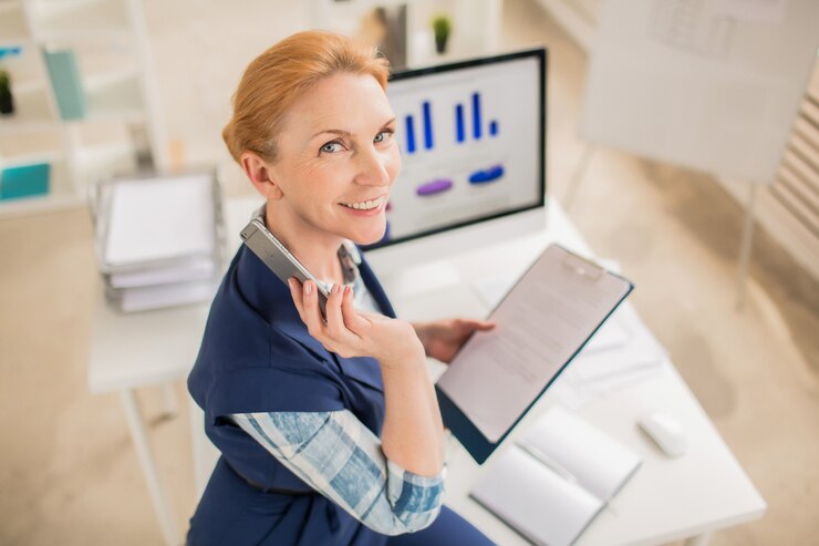 Foto grátis agente no trabalho