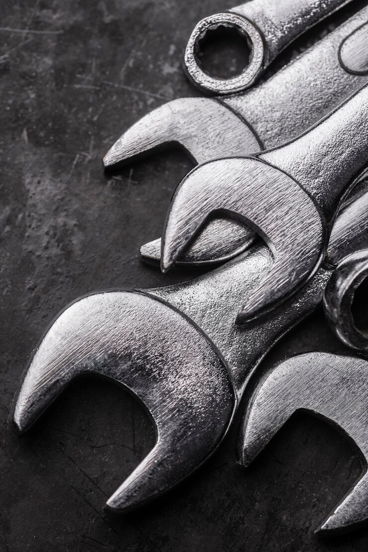 Foto grátis alto ângulo de chaves de metal
