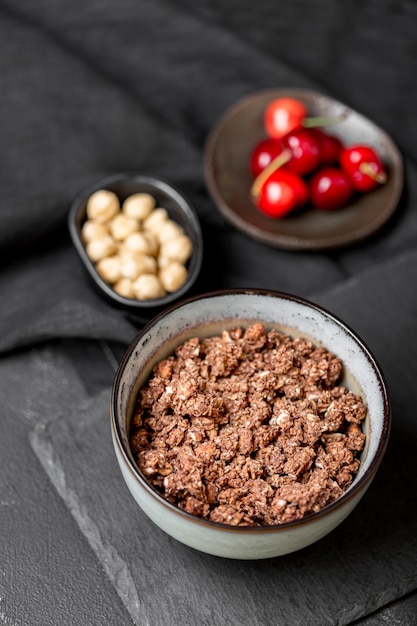 Foto grátis alto ângulo do conceito de comida deliciosa