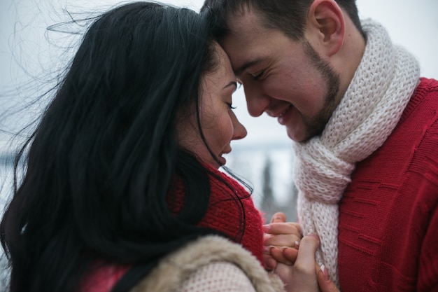 Foto grátis amoroso casal se divertindo