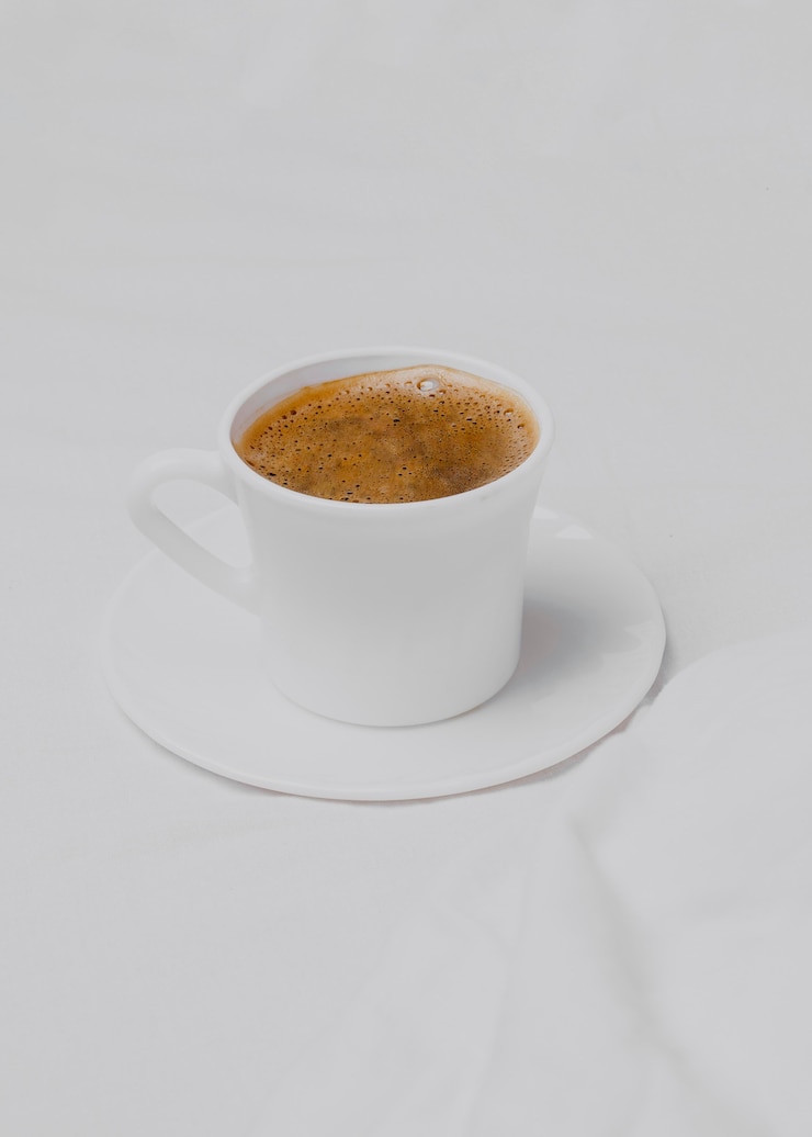 Foto grátis ángulo alto do café da manhã