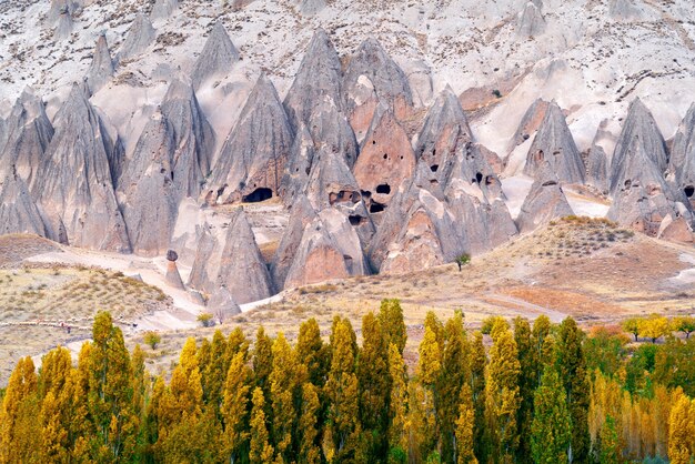 Antiga casa de caverna perto de Goreme, Capadócia, na Turquia.