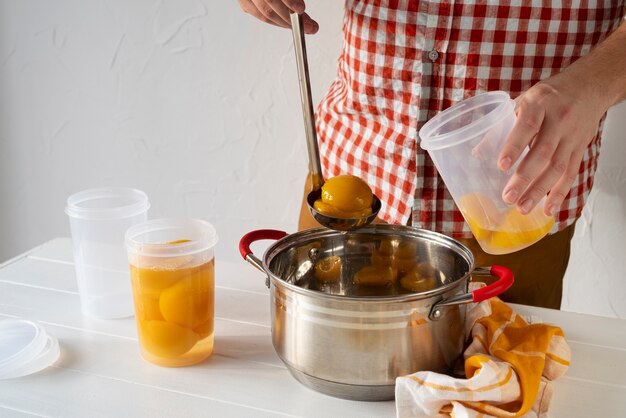 Aproxime-se do método de preservação de alimentos