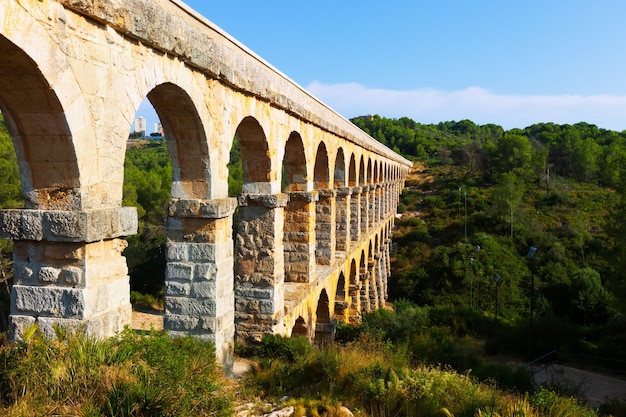 Aqueduto romano em Tarragona. Catalunha