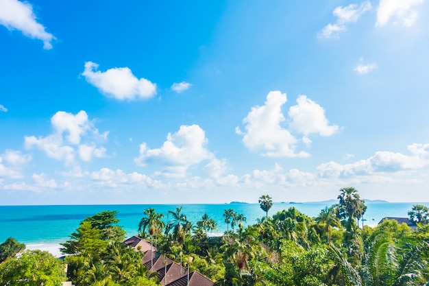 Foto grátis arial vista de mar e praia