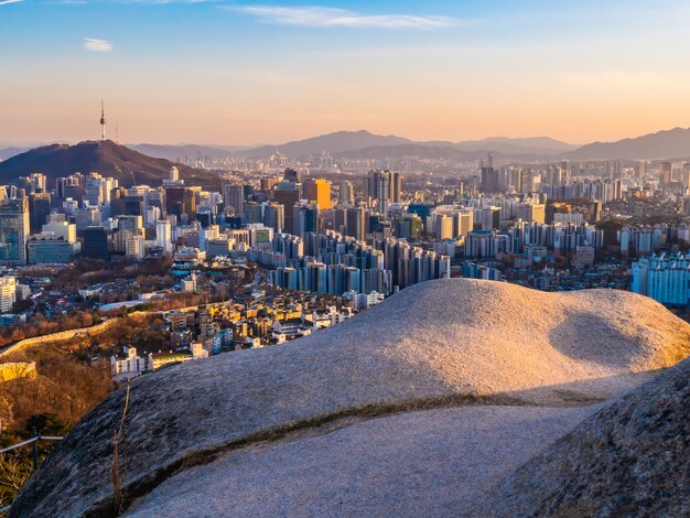 Arquitetura bonita construção de paisagem urbana na cidade de Seul