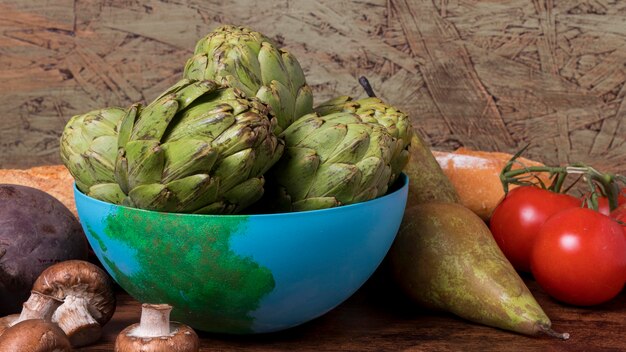 Arranjo com legumes frescos