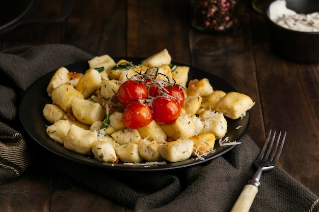 Foto grátis arranjo criativo de comida saborosa